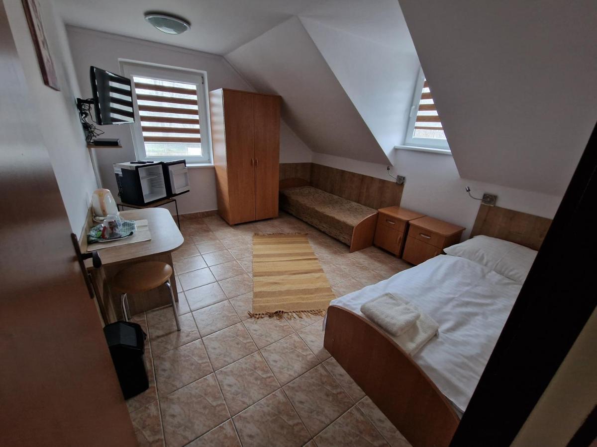 Penzion Solna Jaskyna Turčianske Teplice エクステリア 写真