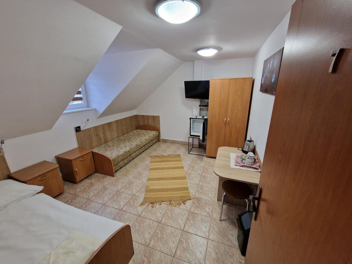 Penzion Solna Jaskyna Turčianske Teplice エクステリア 写真